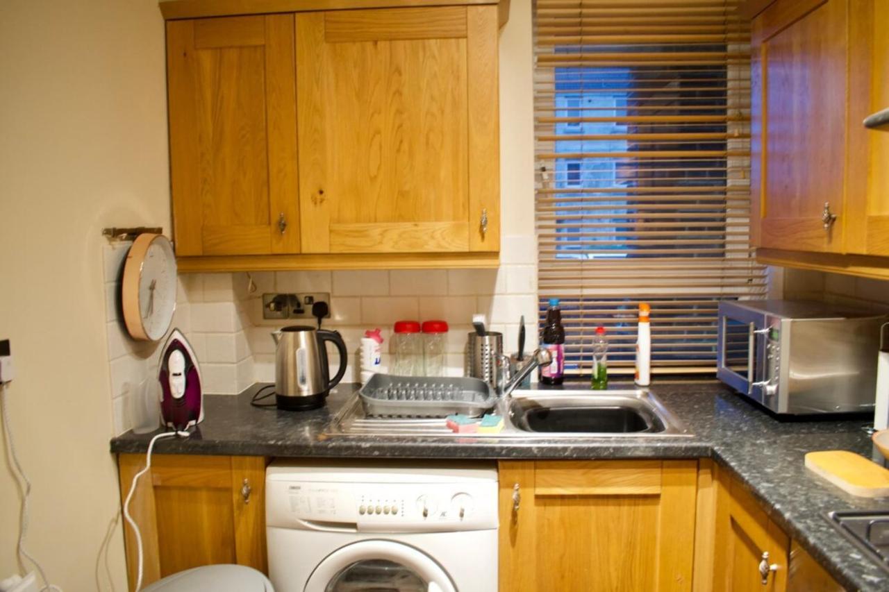 Newly Refurbed Home With Free Parking EDI Kültér fotó